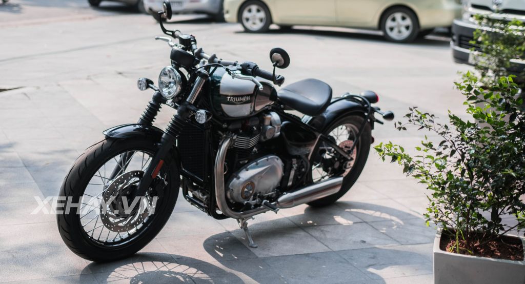 Cận cảnh “hàng hot” Triumph Bonneville Bobber 2017 tại Việt Nam