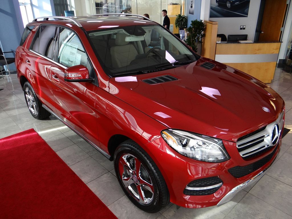 [ĐÁNH GIÁ XE] Đánh giá toàn diện Mercedes-Benz GLE-Class 2017 - đối thủ của BMW X5