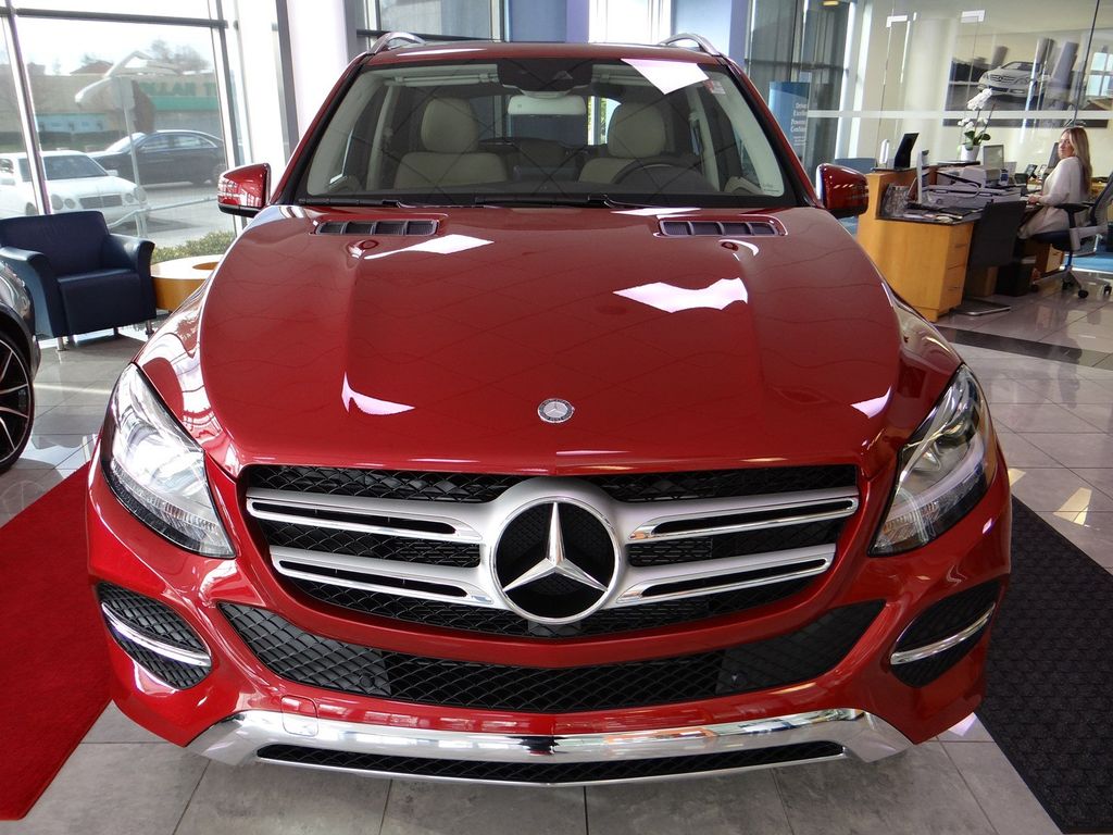 [ĐÁNH GIÁ XE] Đánh giá toàn diện Mercedes-Benz GLE-Class 2017 - đối thủ của BMW X5