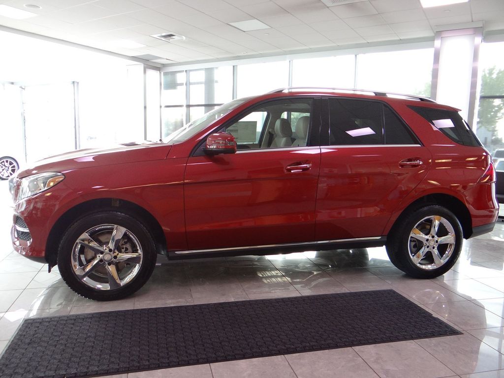 [ĐÁNH GIÁ XE] Đánh giá toàn diện Mercedes-Benz GLE-Class 2017 - đối thủ của BMW X5