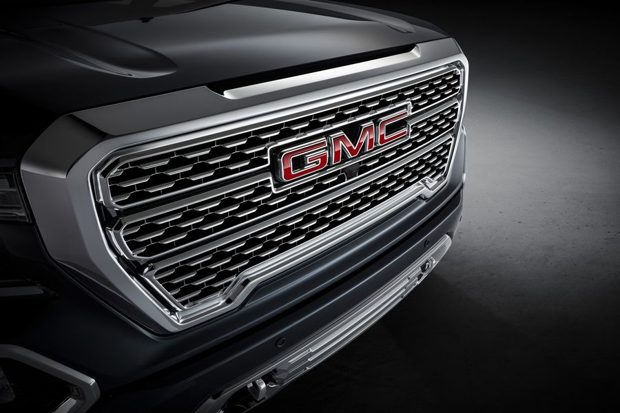 Bán tải GMC Sierra 2019 ra mắt, sẵn sàng đấu với Ford F-150