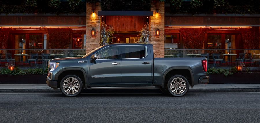 Bán tải GMC Sierra 2019 ra mắt, sẵn sàng đấu với Ford F-150