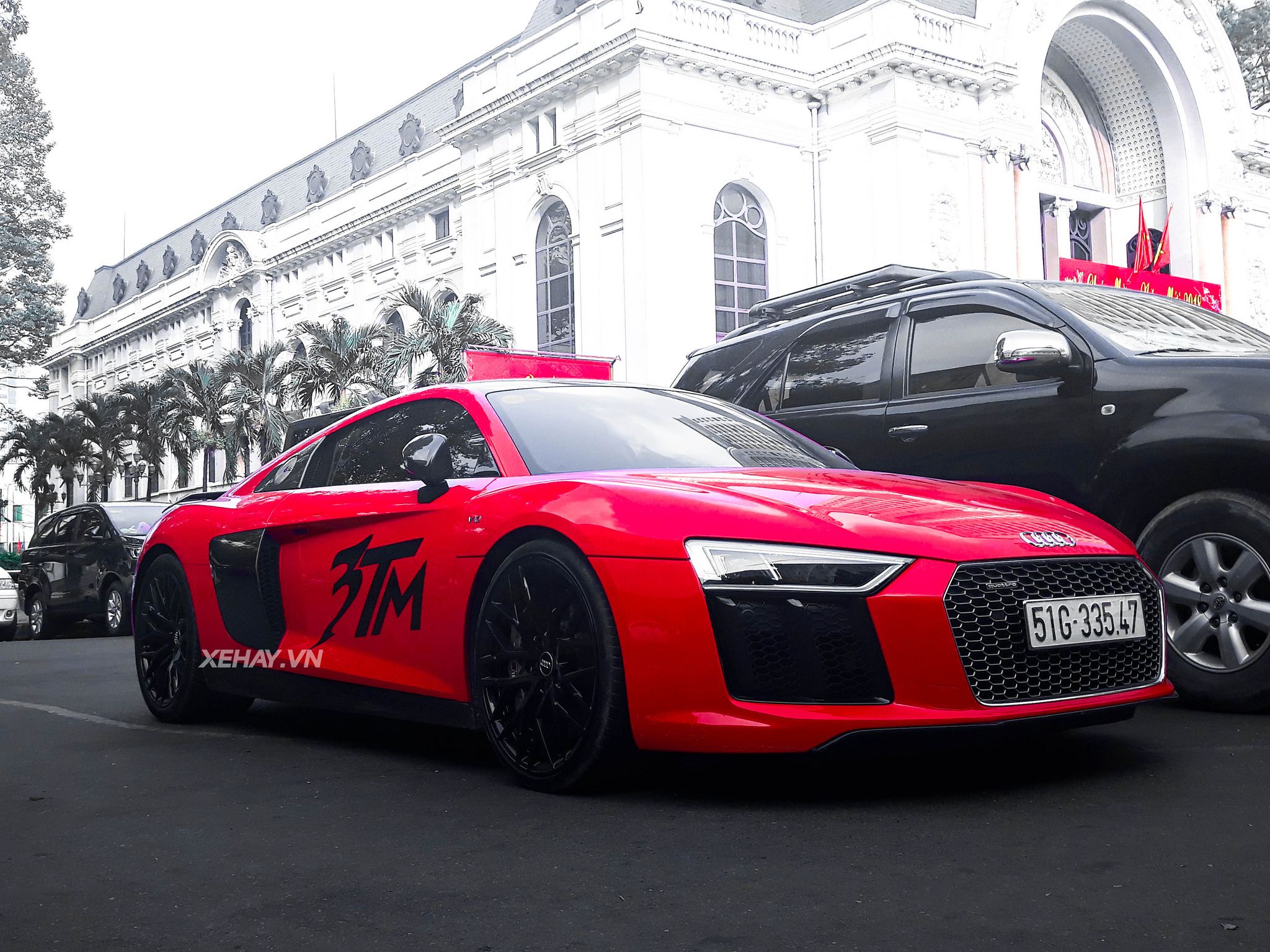 Bắt gặp Audi R8 V10 Plus của đại gia Sài Gòn trở lại màu đỏ nguyên bản đón Tết