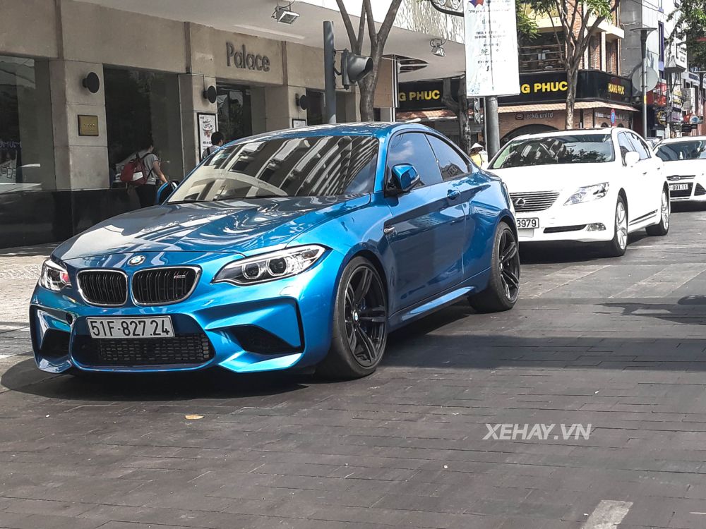 TP.HCM: Audi A8 V10 Plus và BMW M2 