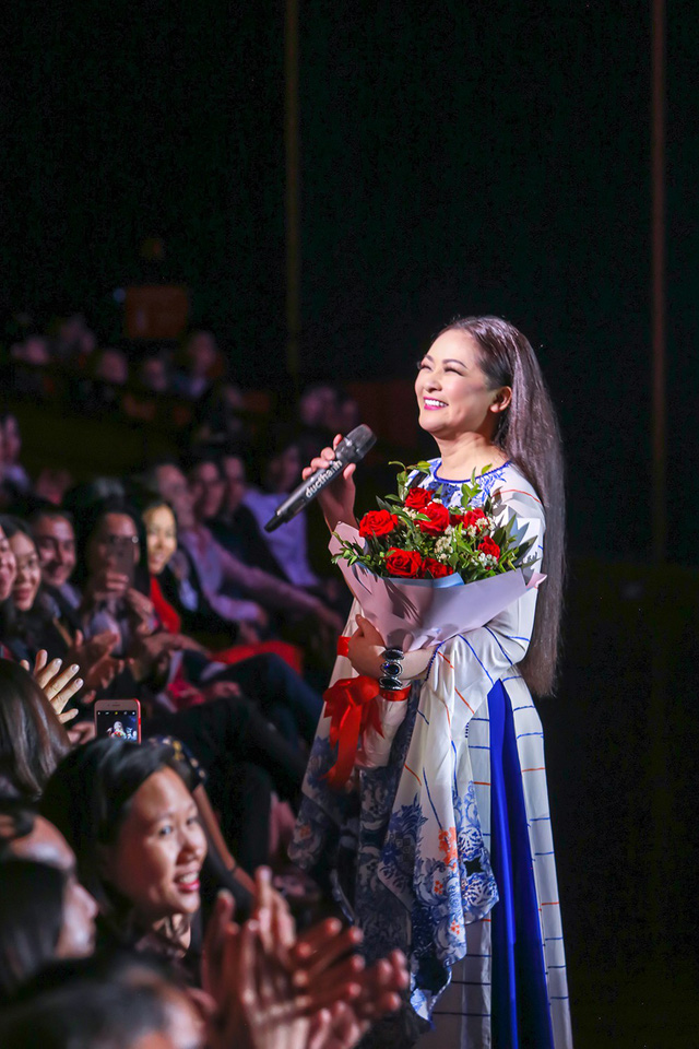 MC Nguyễn Cao Kỳ Duyên lần đầu kể chuyện “tậu” xe phân khối lớn