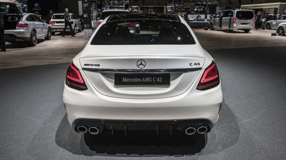 Mercedes-AMG C43 2019 sedan được hãng xe Đức trình làng tại triển lãm Geneva 2018