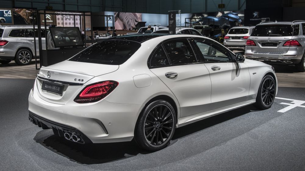 Mercedes-AMG C43 2019 sedan được hãng xe Đức trình làng tại triển lãm Geneva 2018