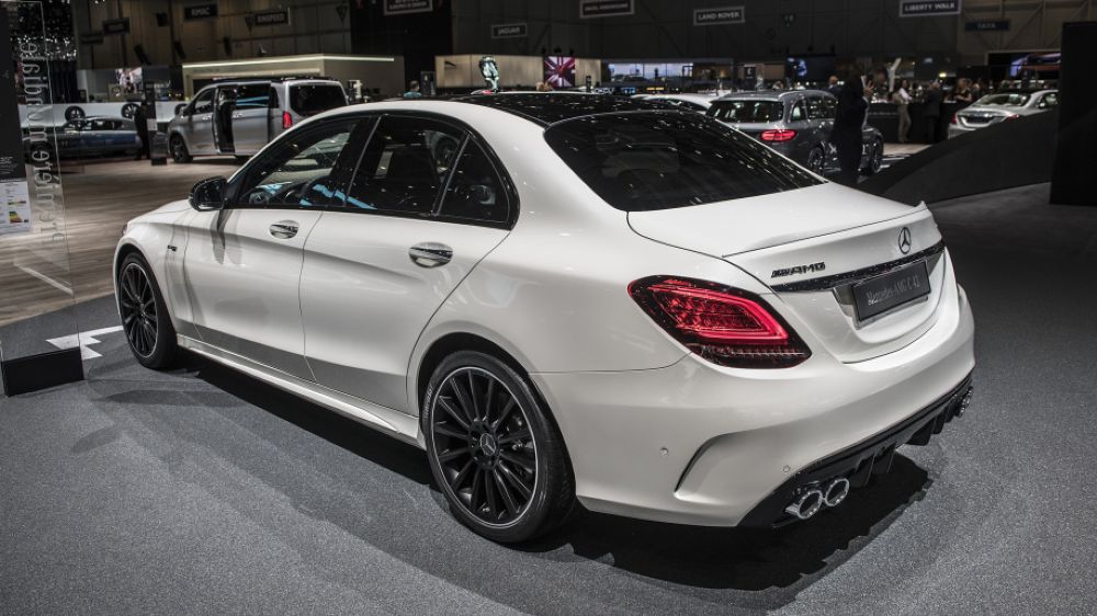 Mercedes-AMG C43 2019 sedan được hãng xe Đức trình làng tại triển lãm Geneva 2018