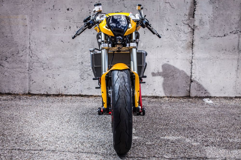 Ấn tượng với Ducati 848 độ phong cách Street Fighter