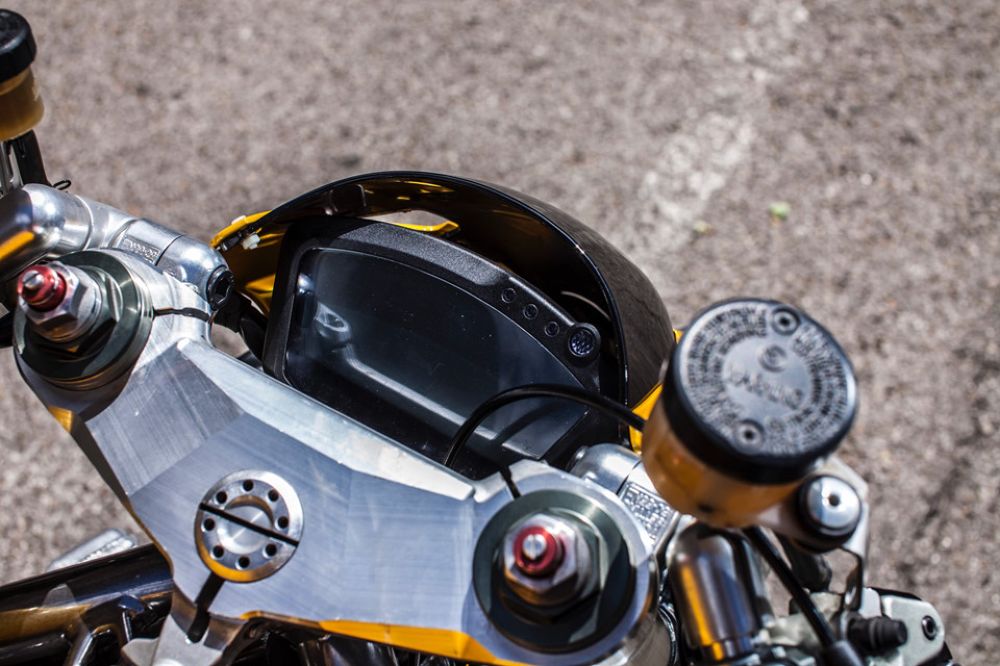 Ấn tượng với Ducati 848 độ phong cách Street Fighter