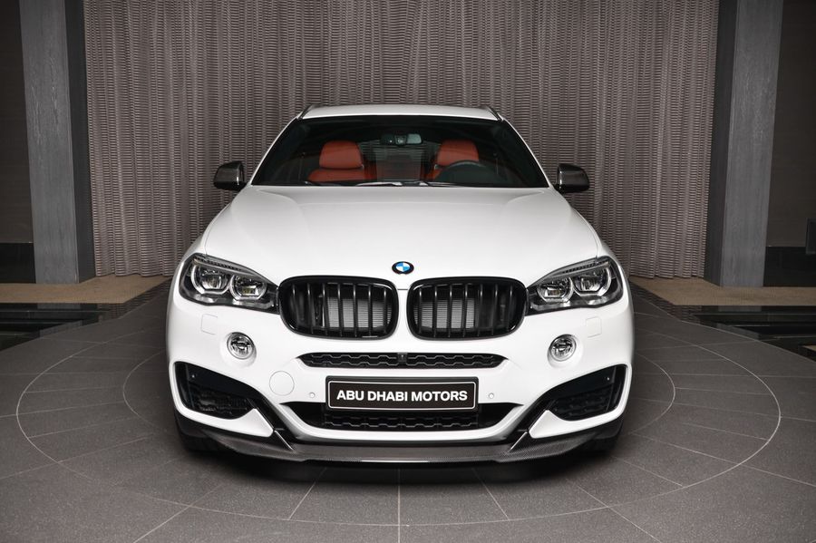 Ngắm BMW X6 trắng cuốn hút với bộ kit M Performance và ống xả tùy chỉnh