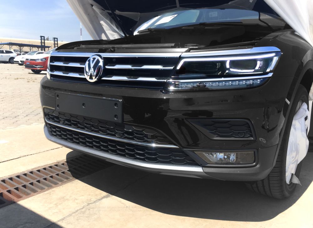 Volkswagen Tiguan Allspace 7 chỗ 2018 đã về đến Việt Nam