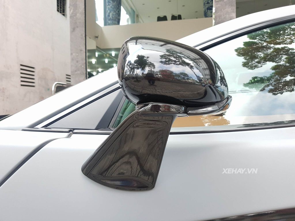 Gặp McLaren 570S độ Vorsteiner độc nhất Việt Nam nằm 