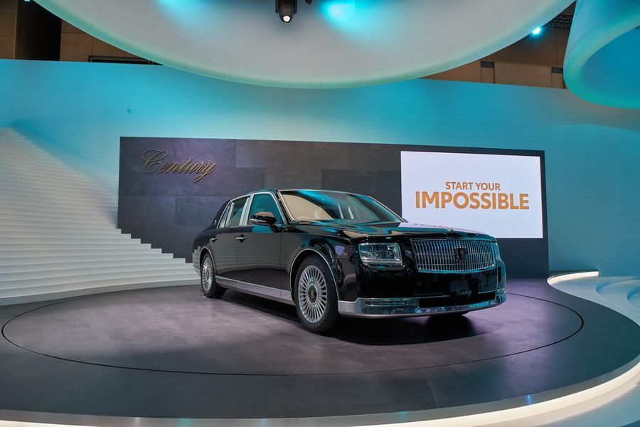 Toyota Century 2018 - biểu tượng xe sang hàng đầu tại Nhật Bản
