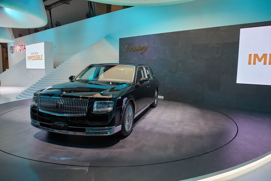 Toyota Century 2018 - biểu tượng xe sang hàng đầu tại Nhật Bản