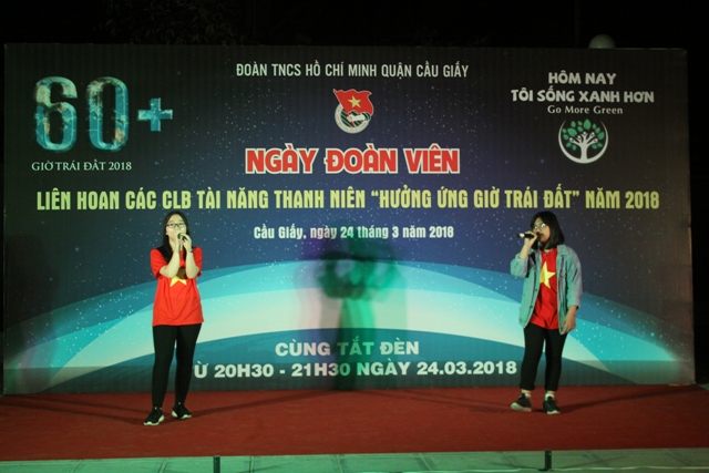Thanh niên quận Cầu Giấy hưởng ứng Giờ trái đất 2018