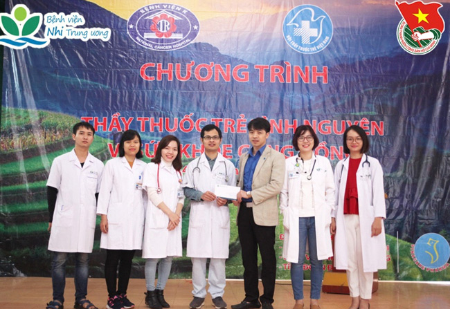 Hành trình tình nguyện về với đồng bào dân tộc vùng cao