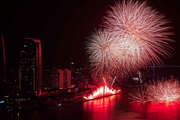 “Đạo diễn táo quân” Đỗ Thanh Hải chuyển sang làm đạo diễn pháo hoa