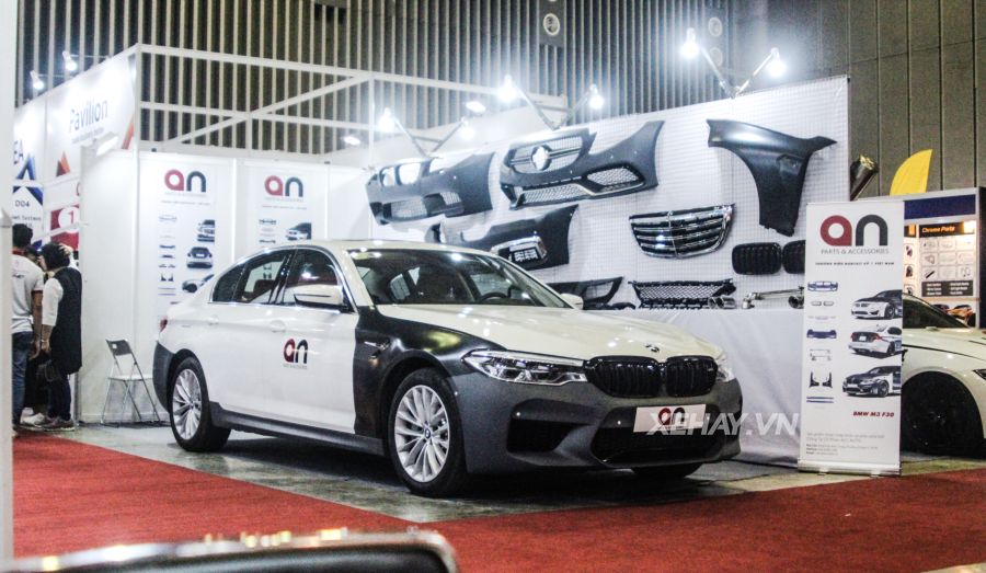 BMW 5-Series 2019 khoác bodykit của M5 ra mắt khách hàng Việt