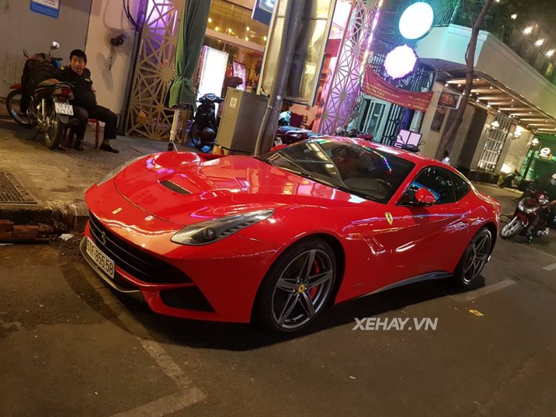 Sài Gòn: Hàng hiếm Ferrari F12 Berlinetta