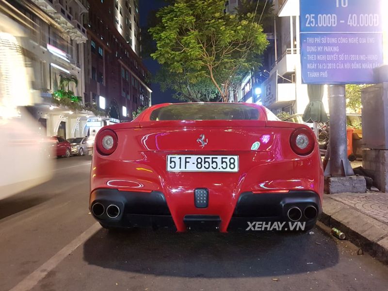 Sài Gòn: Hàng hiếm Ferrari F12 Berlinetta 