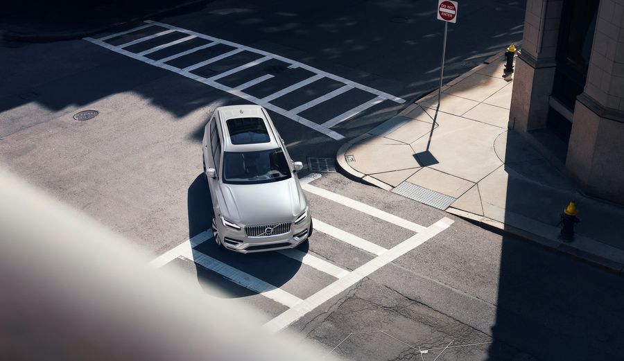 Volvo XC90 2020 ra mắt với hệ thống phục hồi năng lượng KERS mới