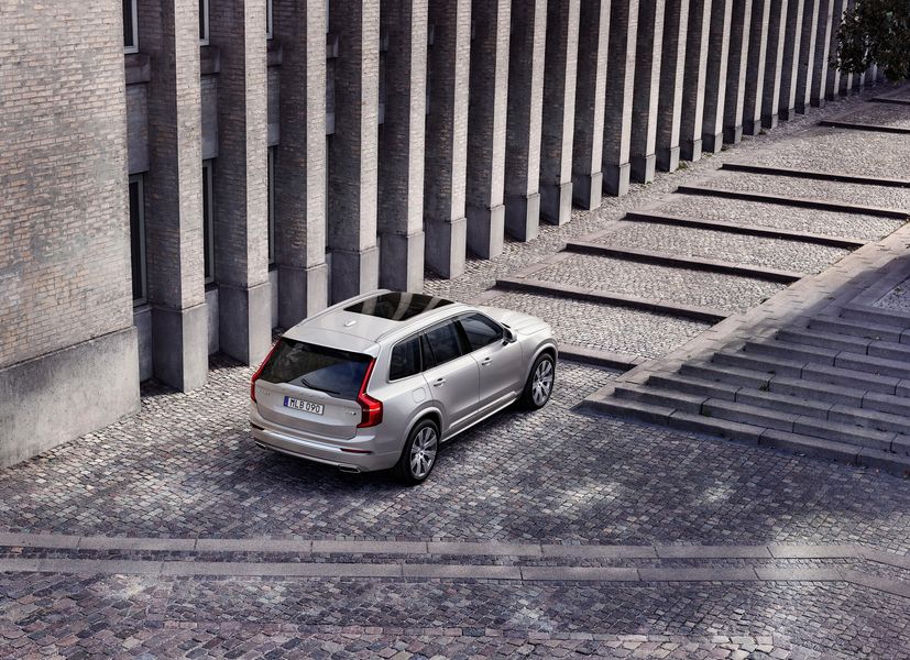 Volvo XC90 2020 ra mắt với hệ thống phục hồi năng lượng KERS mới