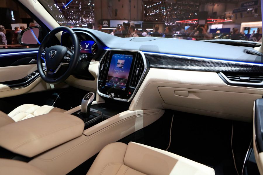 Phiên bản giới hạn VinFast Lux V8 tại Geneva gây chú ý với truyền thông quốc tế