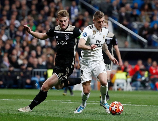 Real Madrid 1-4 Ajax: Real chính thức trở thành cựu vô địch