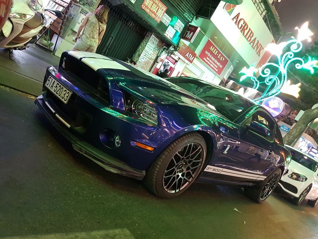 TP.HCM: Bắt gặp Ford Mustang Shelby GT500 2013 độc nhất Việt Nam dạo phố đêm