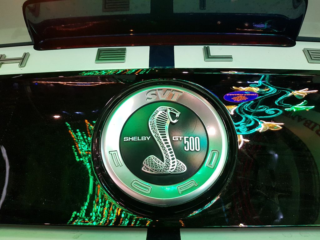 TP.HCM: Bắt gặp Ford Mustang Shelby GT500 2013 độc nhất Việt Nam dạo phố đêm