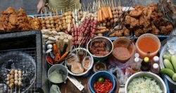 Hà Nội nhân rộng 6 tuyến phố kiểm soát an toàn thực phẩm