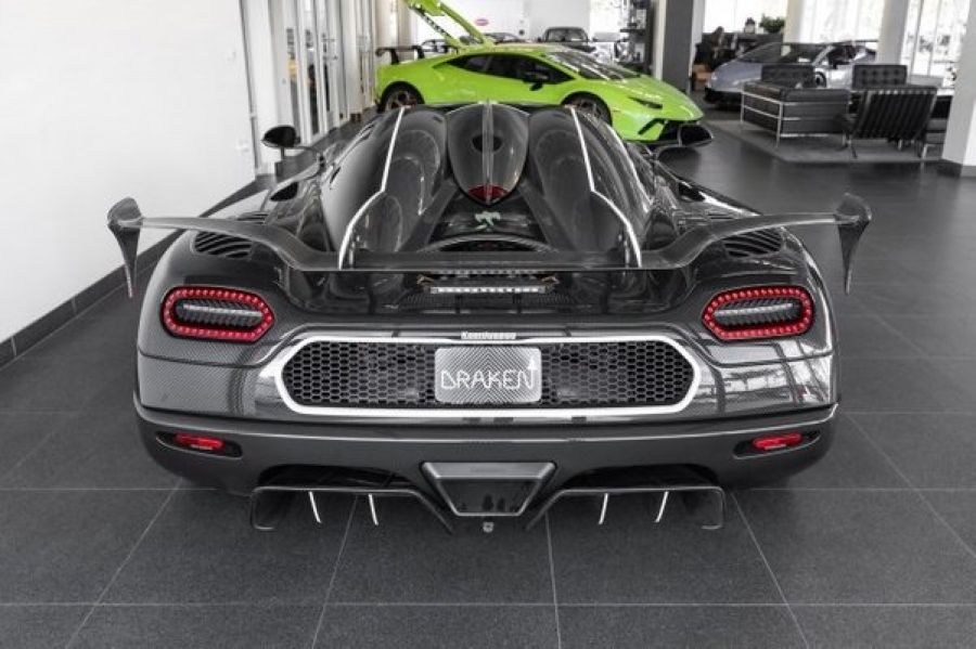Siêu phẩm Koenigsegg Agera RS “Draken” mới chạy có 2.705 km đã được rao bán