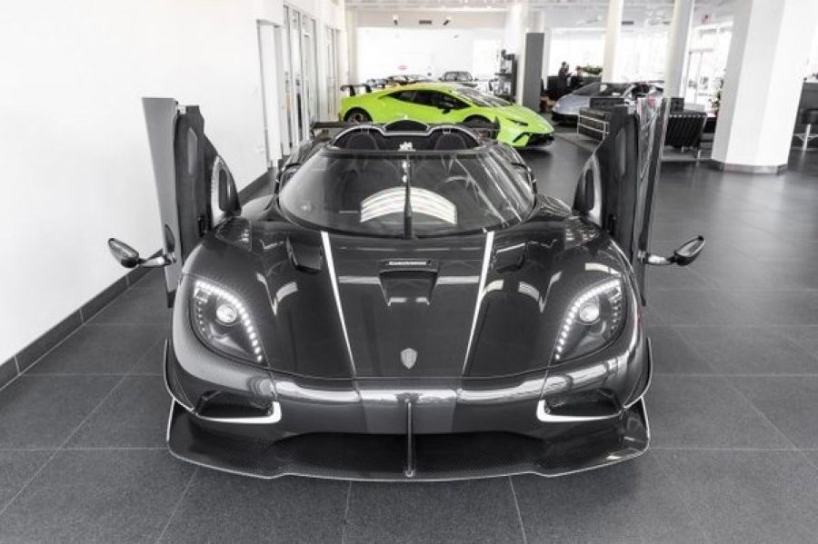 Siêu phẩm Koenigsegg Agera RS “Draken” mới chạy có 2.705 km đã được rao bán