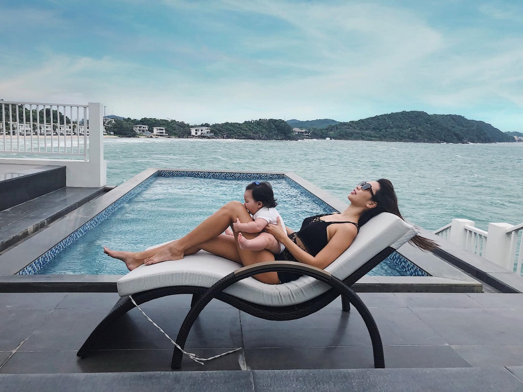 Dự đám cưới tỉ phú Ấn Độ, Lý Nhã Kỳ say đắm vẻ tuyệt mỹ của resort 5 sao trên đảo ngọc Phú Quốc