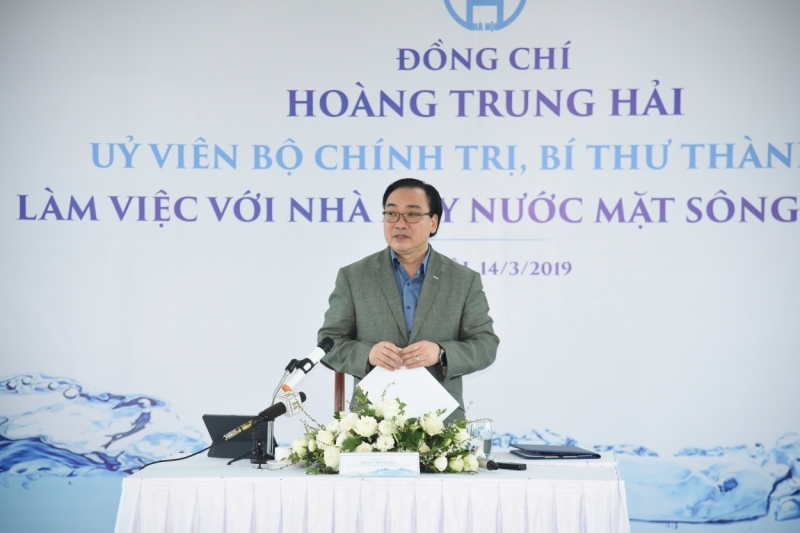 Bí thư Thành ủy Hoàng Trung Hải phát biểu tại buổi làm việc