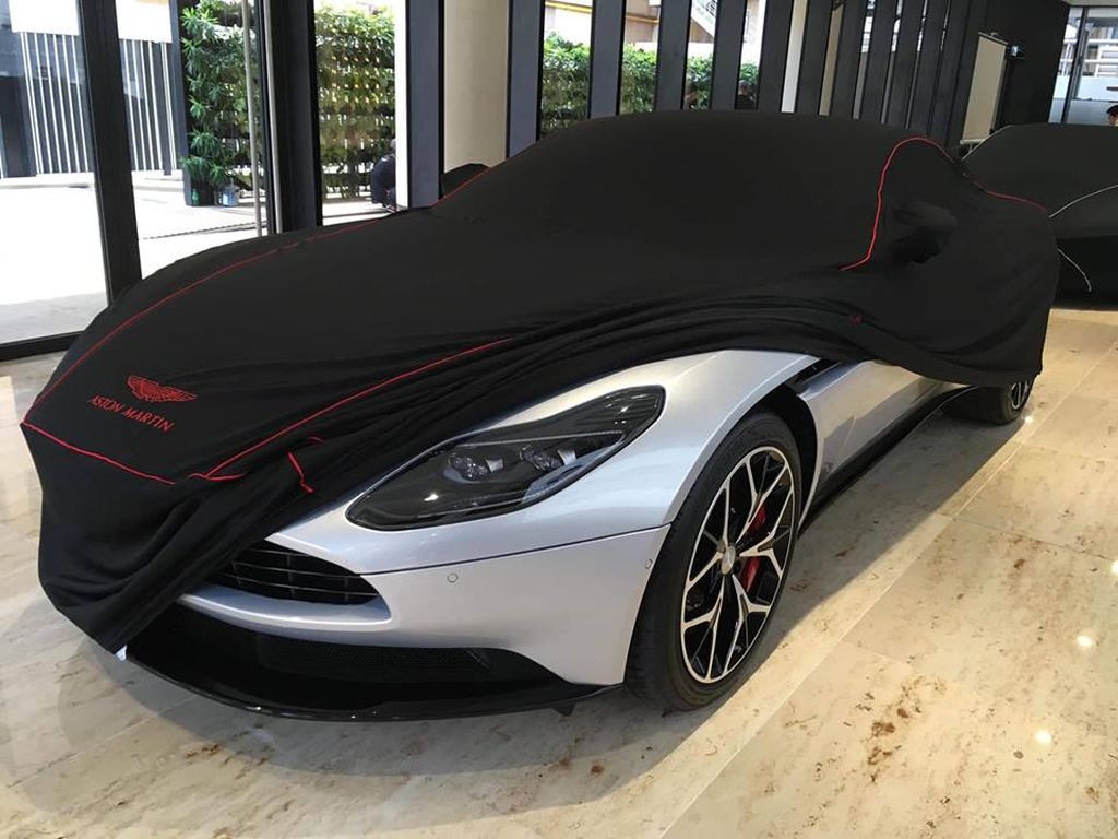 Aston Martin DB11 thứ 2 về Việt Nam chuẩn bị cho buổi lễ khai trương đại lý chính hãng đầu tiên đã có chủ