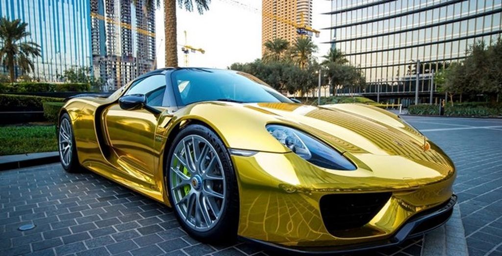 Những siêu xe độc đáo và “xa hoa” bậc nhất tại Dubai