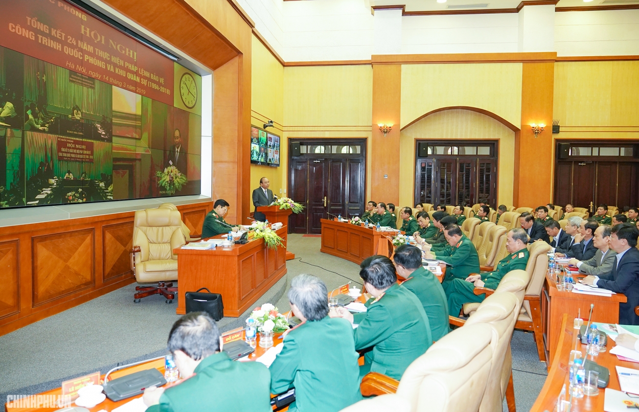 Thủ tướng Nguyễn Xuân Phúc nhấn mạnh: Cần xử lý nghiêm những sai phạm trong quản lý, sử dụng đất quốc phòng...