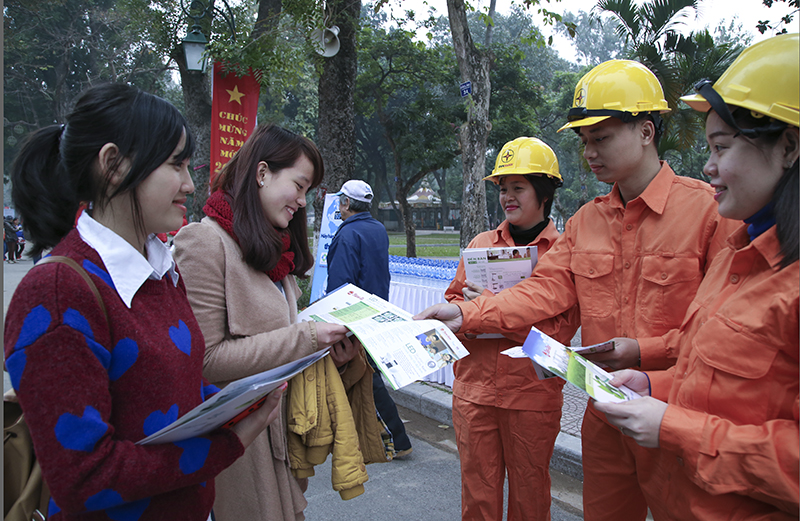 Cuống cuồng tìm giải pháp tiết kiệm