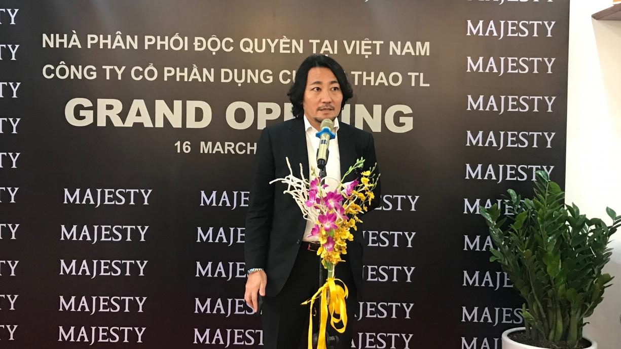 Ông Tsukamoto Shunsuke, Giám đốc tiếp thị của Majesty Golf khu vực Nhật Bản và Đông Nam Á phát biểu tại chương trình.