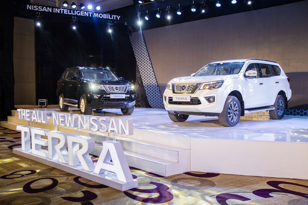 Tăng sức cạnh tranh, Nissan Terra tại Việt Nam giảm giá đến 29 triệu đồng