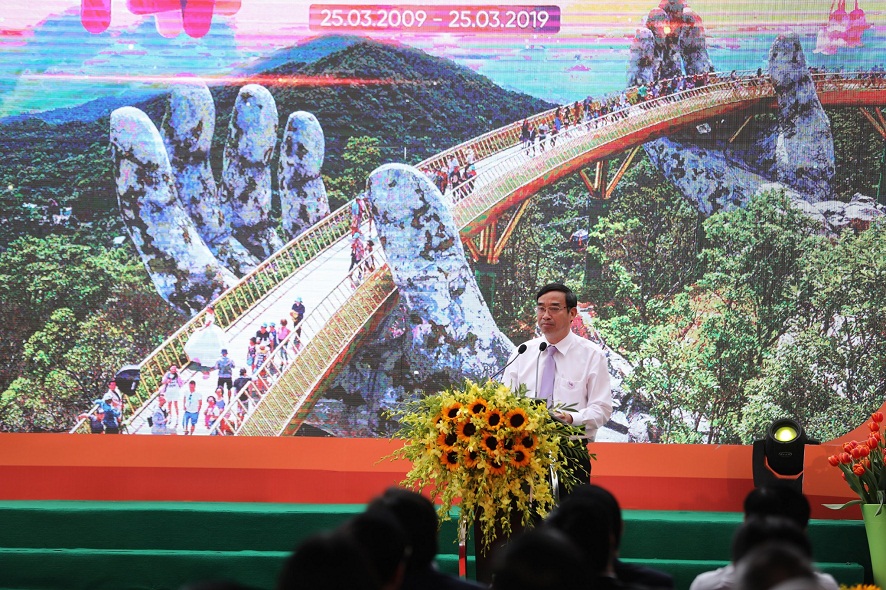 Ông Lê Trung Chinh, Phó Chủ tịch UBND Thành phố Đà Nẵng phát biểu tại buổi lễ.