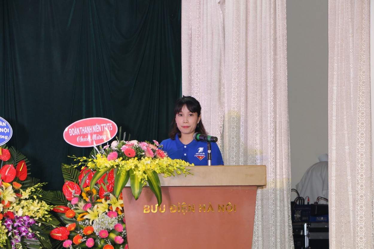 Đồng chí Lê Thanh Hằng, Bí thư Đoàn Thanh niên VNPT Hà Nội phát biểu khai mạc Hội thi