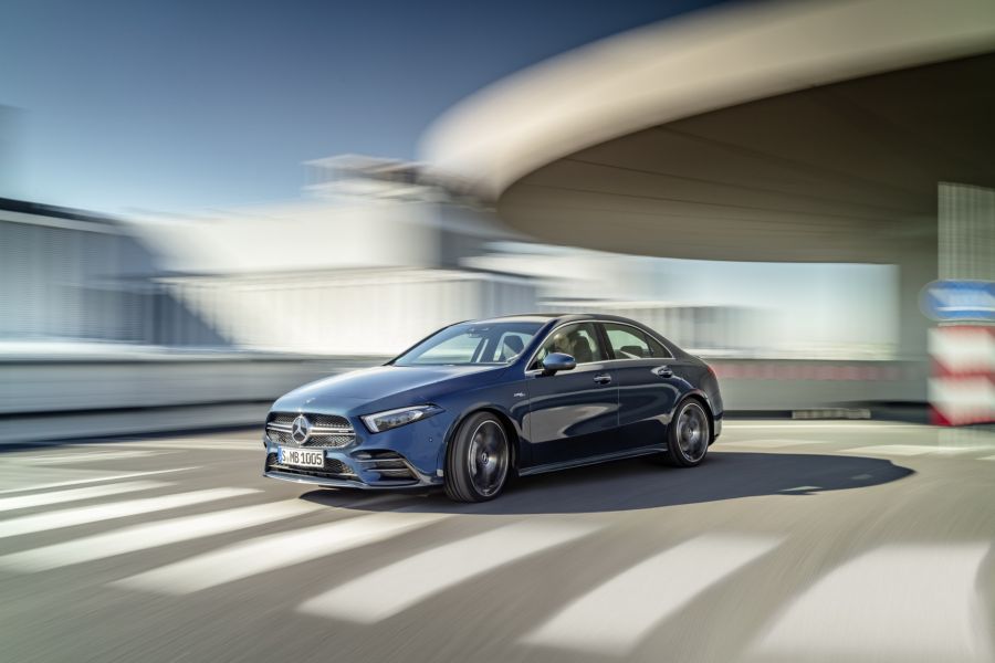 Mercedes-AMG A35 4Matic 2020 trình làng với thông số tương tự bản hatchback