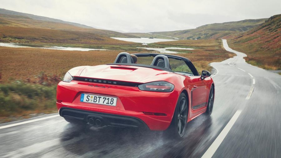 Phiên bản mới của các dòng xe Porsche danh tiếng khuấy động mùa xuân
