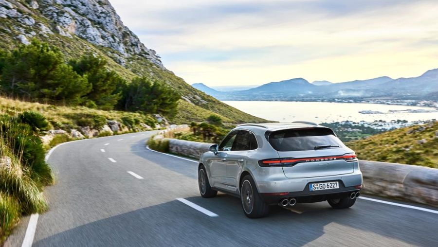 Phiên bản mới của các dòng xe Porsche danh tiếng khuấy động mùa xuân