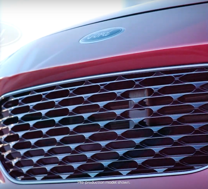 Ford tung teaser đầu tiên về Escape 2020 - Sự trở lại của