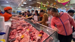 Giá thịt lợn tăng cao trở lại do thiếu hụt nguồn cung