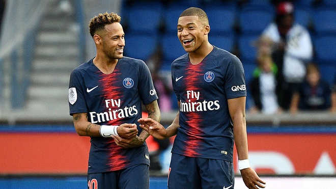 Các trận đấu tại Ligue 1 sẽ diễn ra trên sân không khán giả.